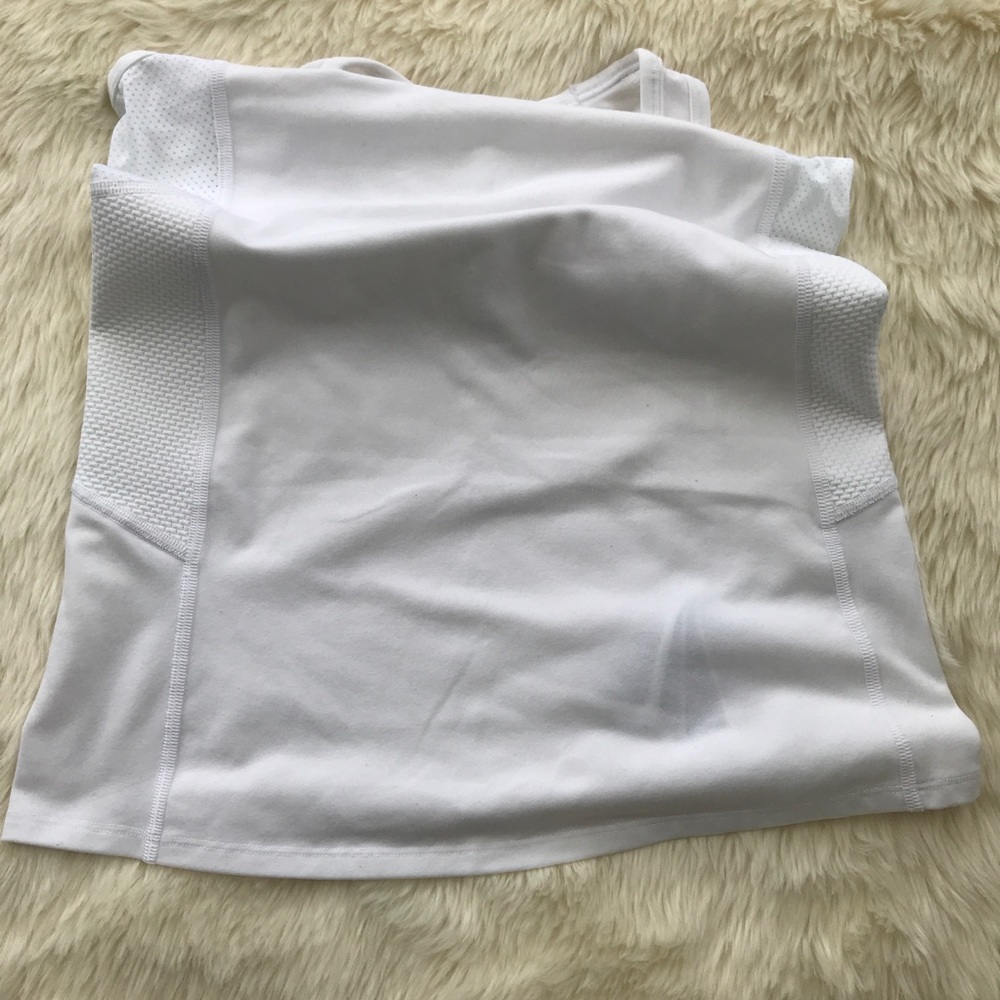 GapFit | White Tank XS - Picture 4 of 5